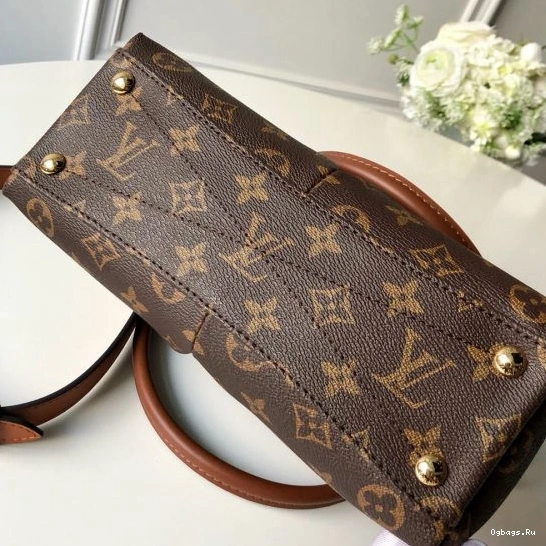 V Vuitton Louis BB Tote 0309